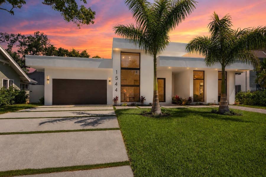 Property photo for 1544 3RD AVENUE W, Bradenton, FL