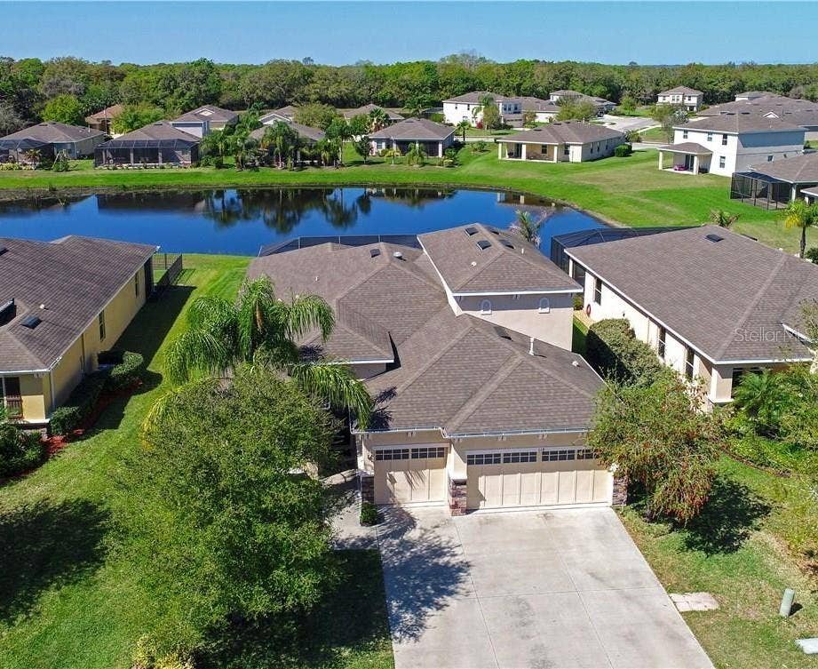 118 PEONY COURT, Bradenton, FL 34212 118 PEONY COURT, Bradenton, FL 34212