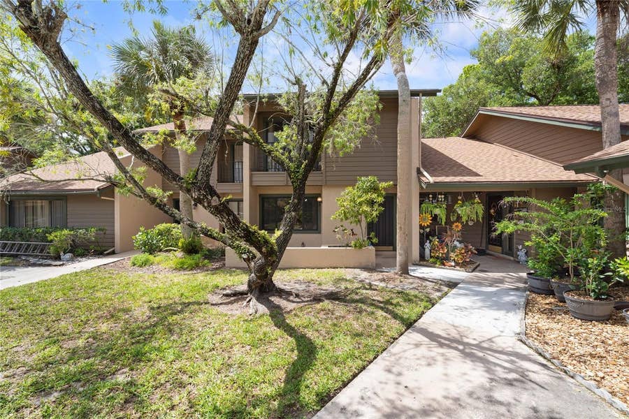 Property photo for 926 SUNRIDGE DRIVE, #F1, Sarasota, FL