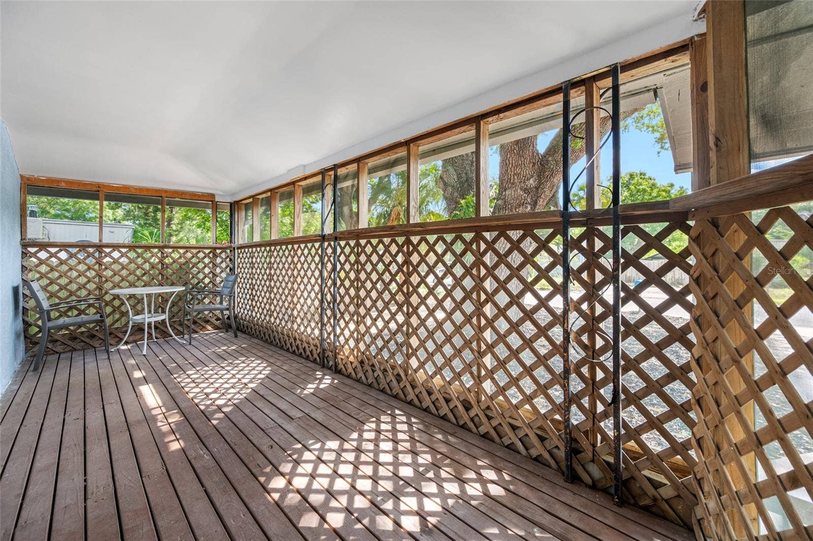 5044 BETTY STREET N, St Petersburg, FL 33709 Screened and covered Front Porch