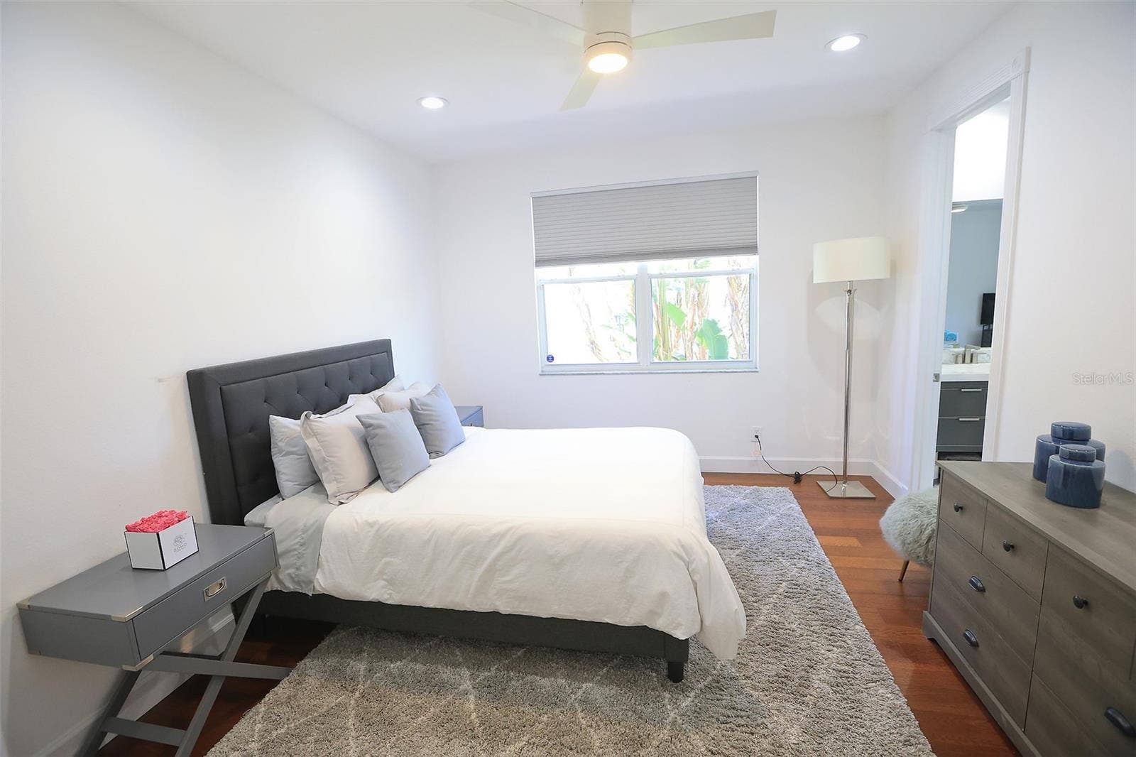3527 FAIR OAKS LANE, Longboat Key, FL 34228 3527 FAIR OAKS LANE, Longboat Key, FL 34228