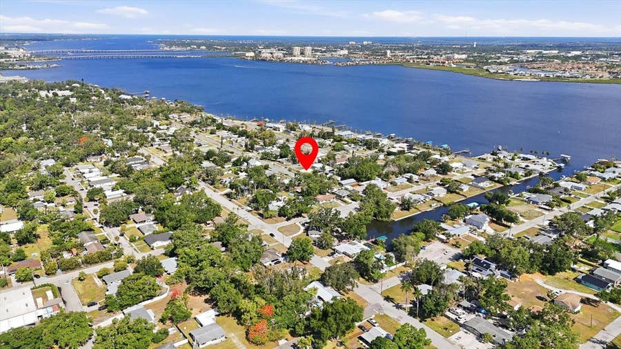 Property photo for 101 20TH STREET NE, Bradenton, FL