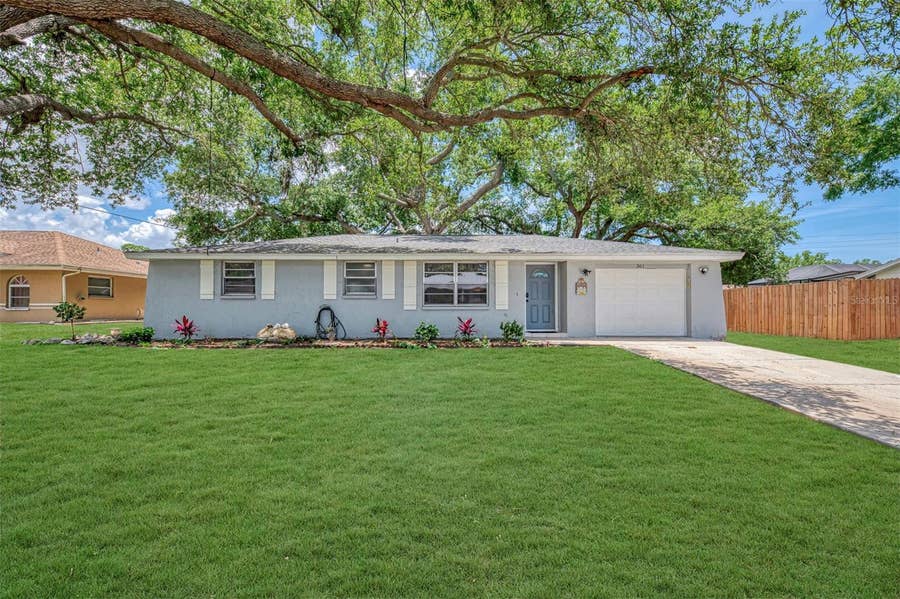 Property photo for 361 FALKLAND ROAD, Venice, FL