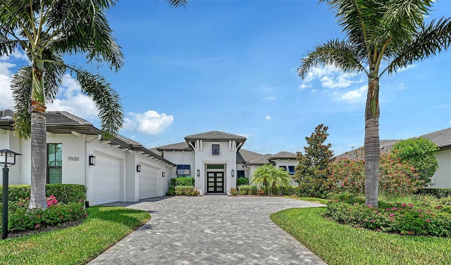 Property photo for 7920 MAINSAIL LANE, Sarasota, FL
