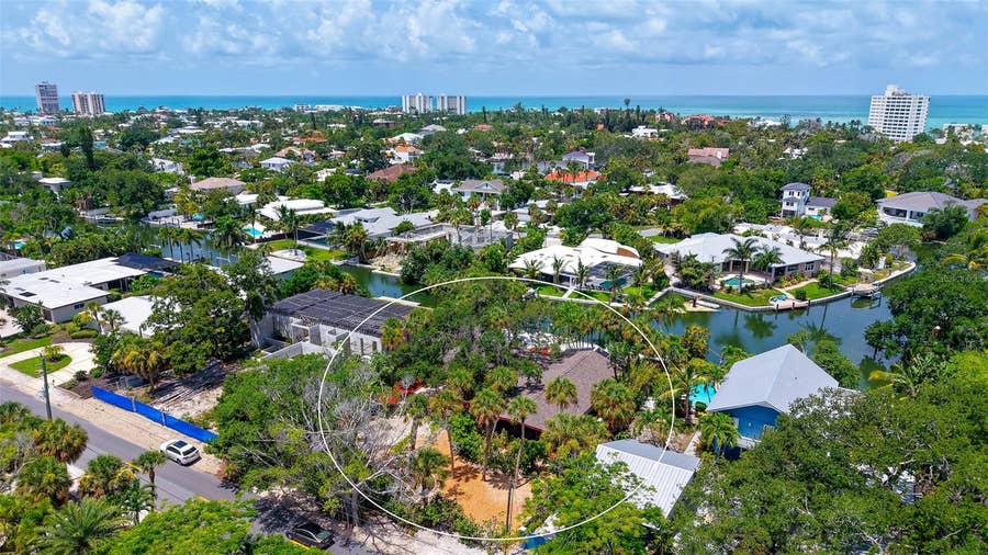 Property photo for 4830 HIGEL AVENUE, Sarasota, FL