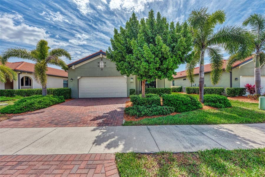 Property photo for 10113 FIDDLEWOOD DRIVE, Venice, FL