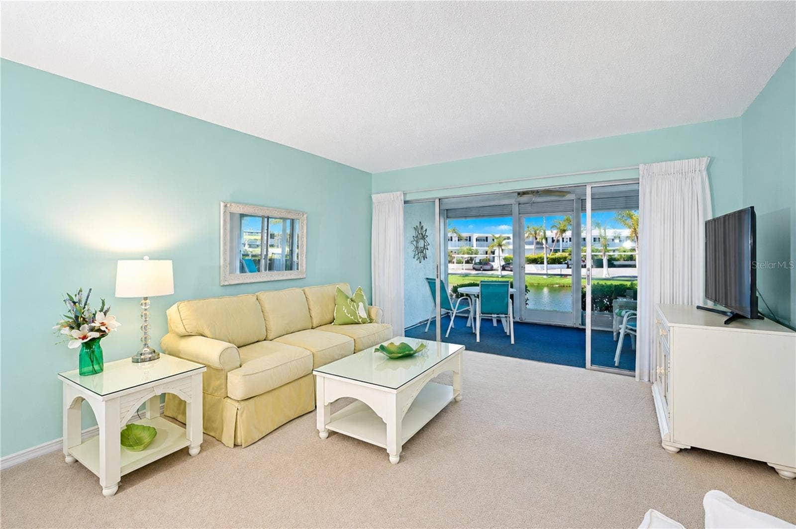 4809 INDEPENDENCE DRIVE, Bradenton, FL 34210 Living