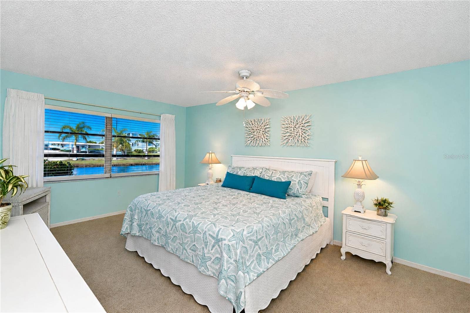 4809 INDEPENDENCE DRIVE, Bradenton, FL 34210 Primary bedroom with view of water