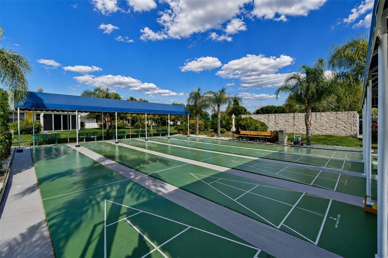 4809 INDEPENDENCE DRIVE, Bradenton, FL 34210 Mt Vernon shuffleboard courts