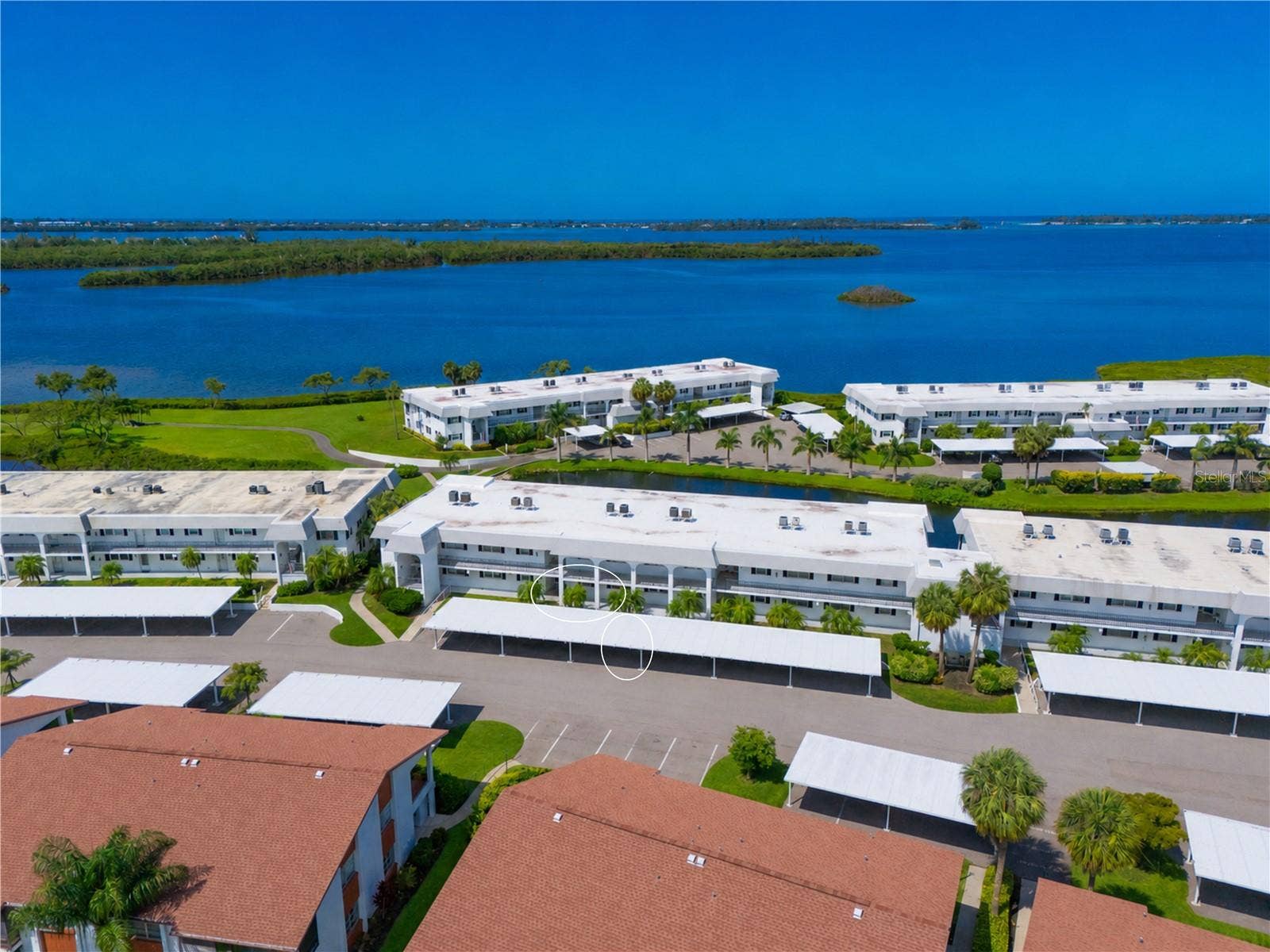 4809 INDEPENDENCE DRIVE, Bradenton, FL 34210 Condo location highlighted in white