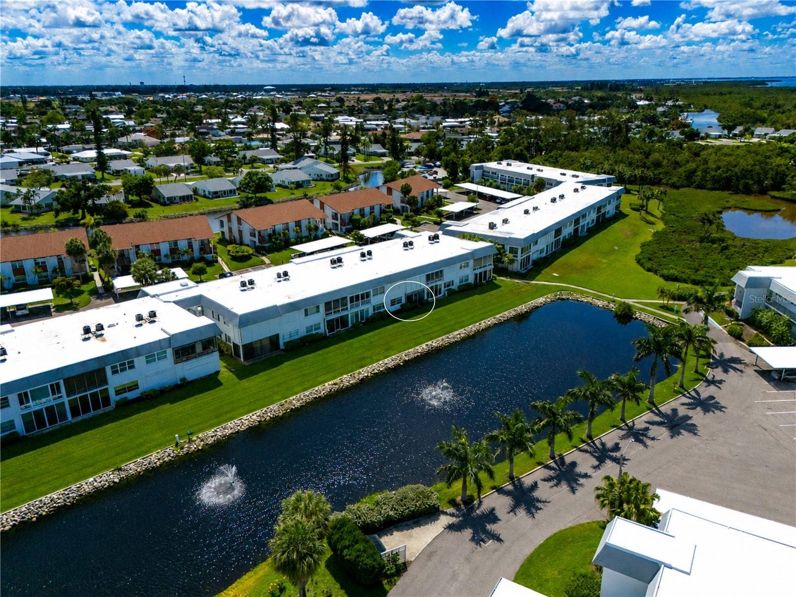 4809 INDEPENDENCE DRIVE, Bradenton, FL 34210 Condo location highlighted in white