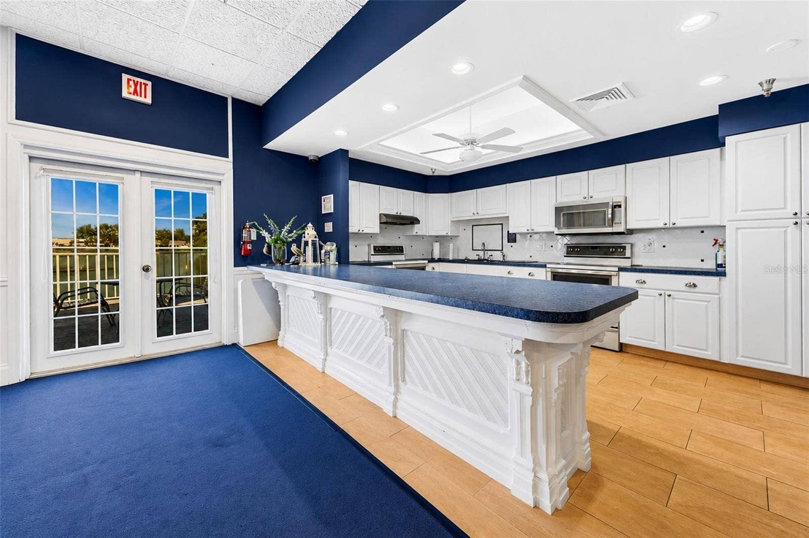 4853 INDEPENDENCE DRIVE, Bradenton, FL 34210 Mt Vernon kitchen