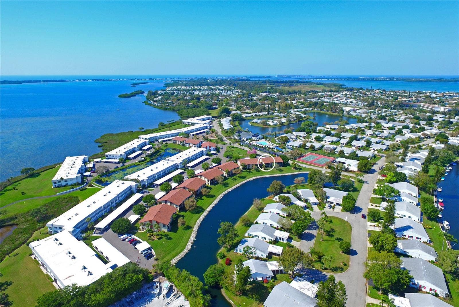 4853 INDEPENDENCE DRIVE, Bradenton, FL 34210 Condo highlighted in white