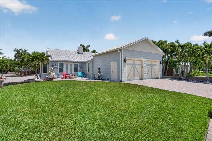Property photo for 216 SUNRISE DRIVE, Nokomis, FL