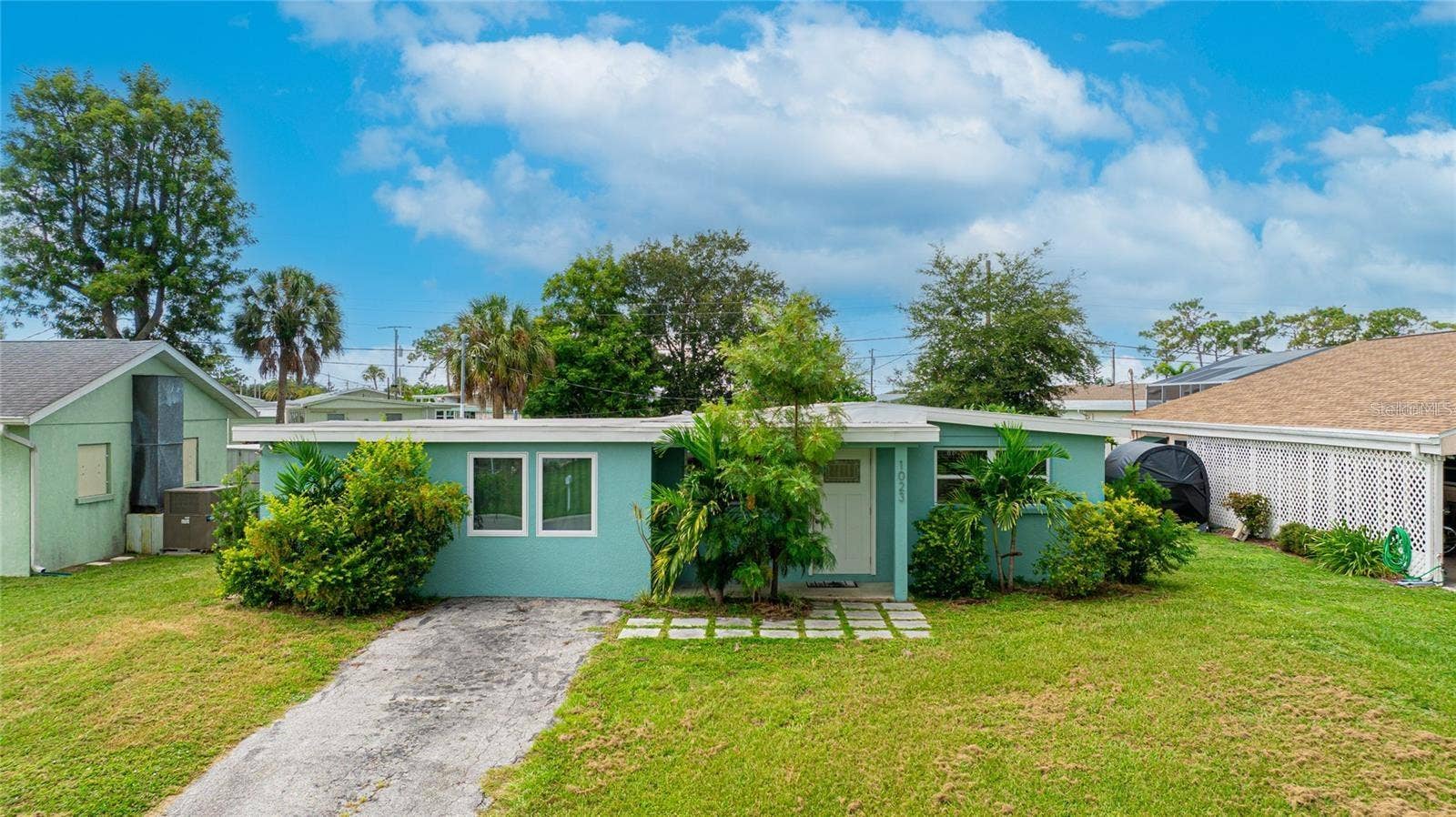 1023 ROBERTA STREET, Venice, FL 34285 1023 ROBERTA STREET, Venice, FL 34285