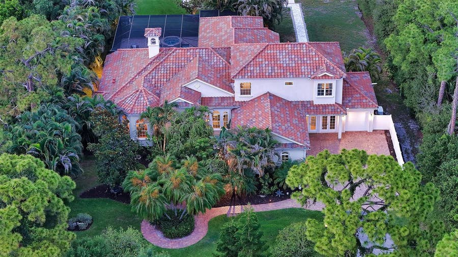 Property photo for 4981 HUBNER CIRCLE, Sarasota, FL