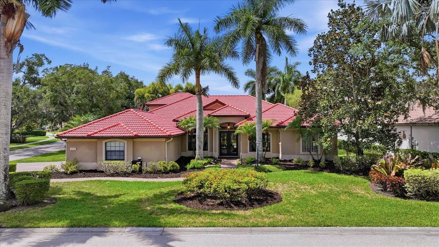 Property photo for 3754 EAGLE HAMMOCK DRIVE, Sarasota, FL
