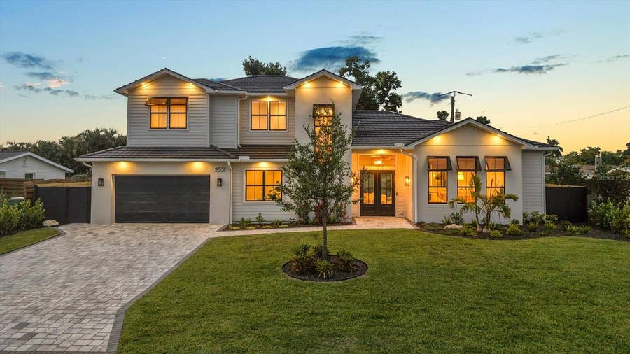 Property photo for 2531 WISTERIA STREET, Sarasota, FL