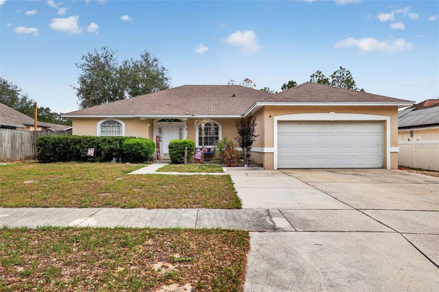 Property photo for 846 GREENBELT CIRCLE, Brandon, FL