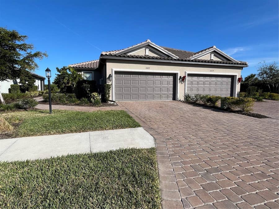 Property photo for 10433 MORNING MIST LANE, Sarasota, FL