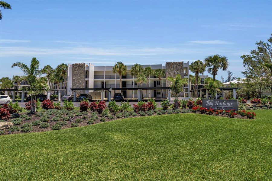 Property photo for 450 GULF OF MEXICO DRIVE, #303, Longboat Key, FL