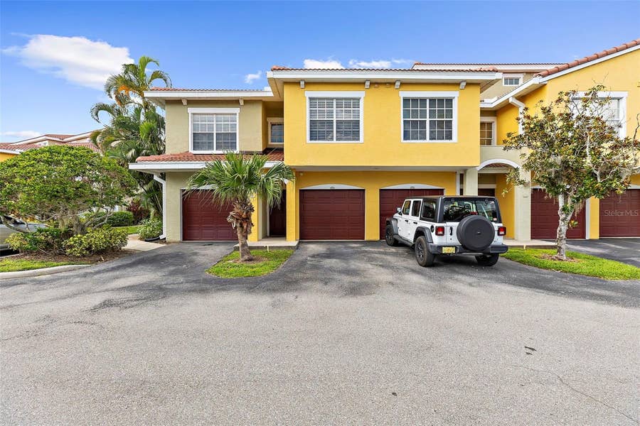 Property photo for 5601 BENTGRASS DRIVE, #102, Sarasota, FL