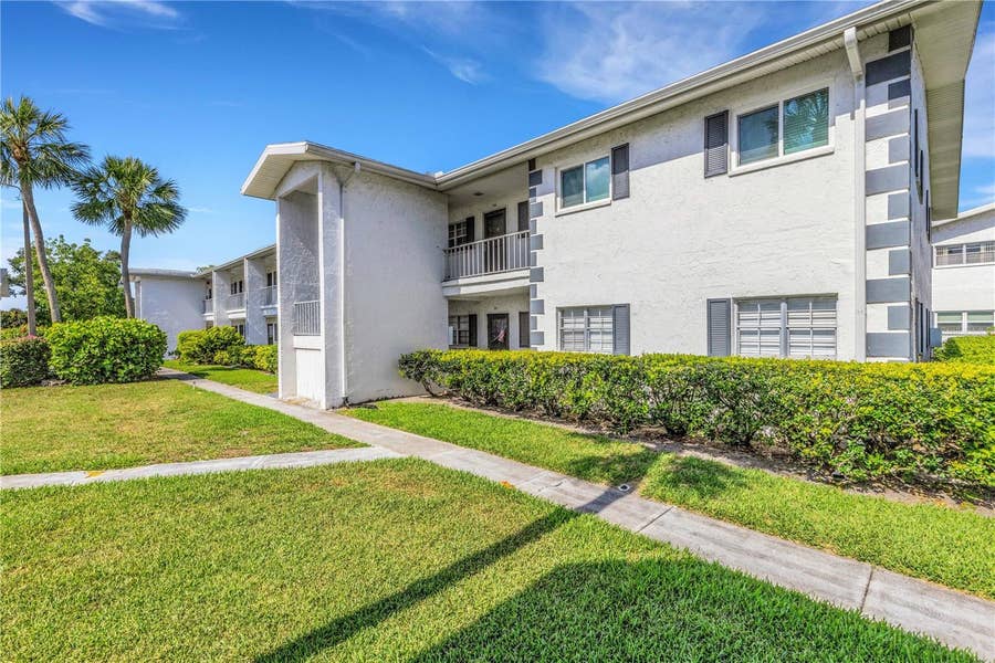 Property photo for 105 47TH AVENUE DRIVE W, #376, Bradenton, FL