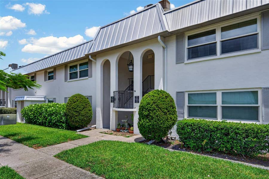 Property photo for 5800 HOLLYWOOD BOULEVARD, #112, Sarasota, FL