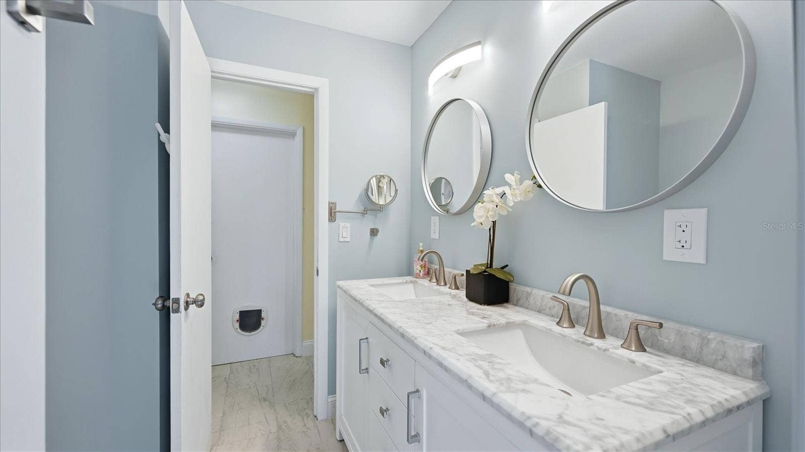 6233 ROCKEFELLER AVENUE, Sarasota, FL 34231