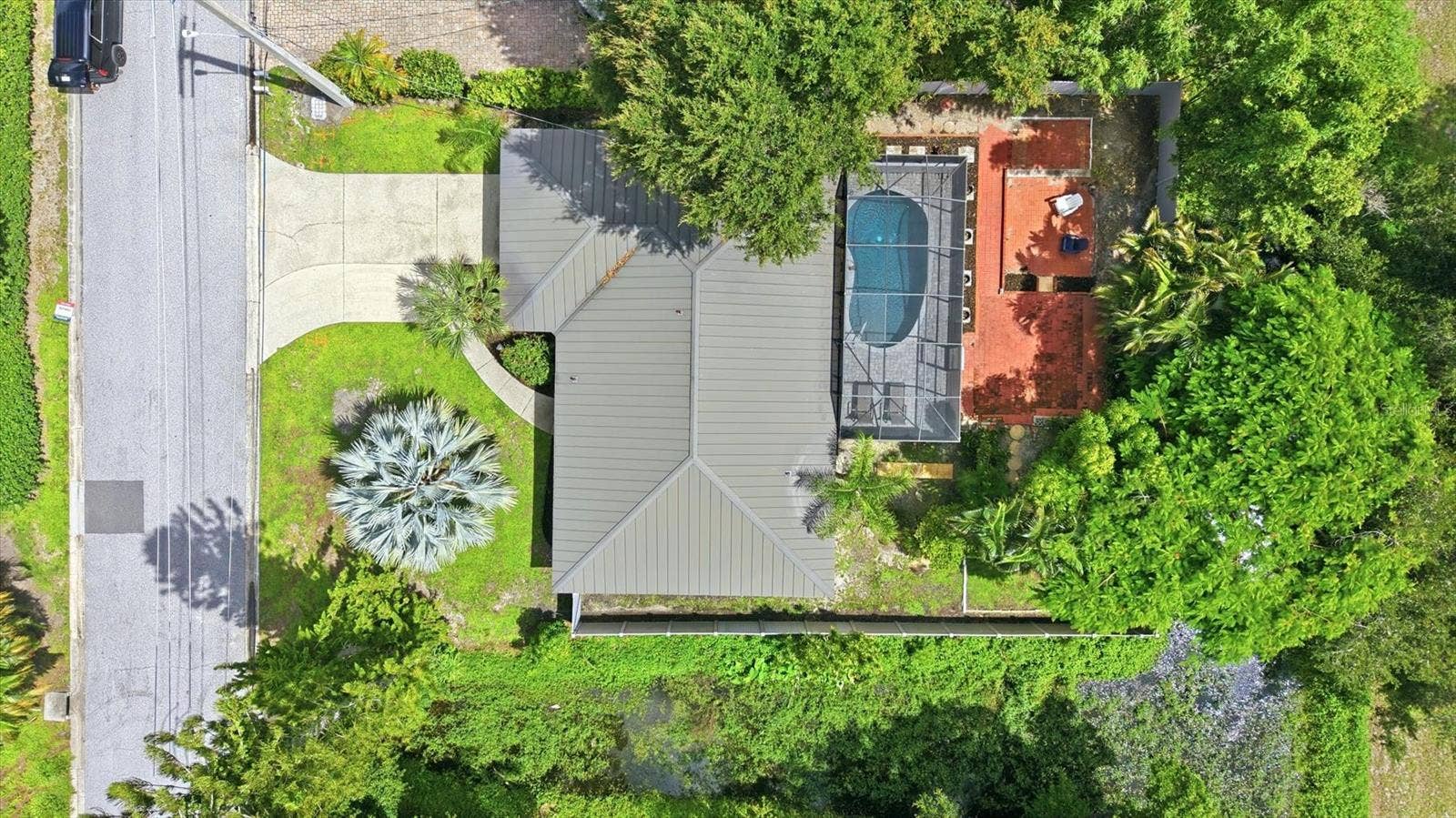 6233 ROCKEFELLER AVENUE, Sarasota, FL 34231