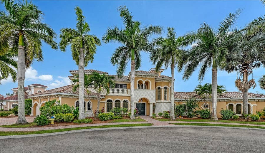 Property photo for 1630 ASSISI DRIVE, #18, Sarasota, FL