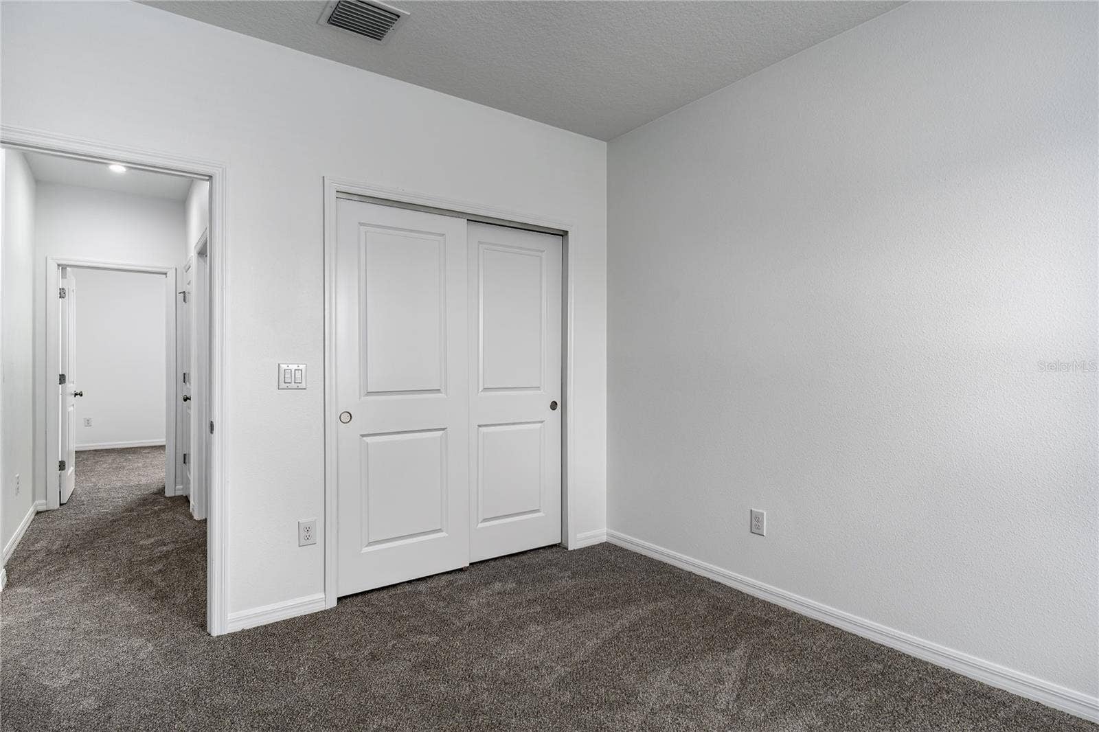 5719 MAIDENSTONE WAY, Palmetto, FL 34221 5719 MAIDENSTONE WAY, Palmetto, FL 34221