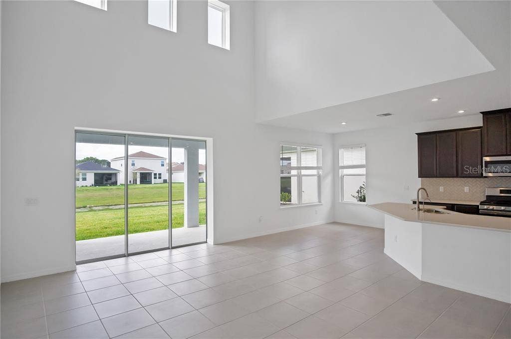 5719 MAIDENSTONE WAY, Palmetto, FL 34221 5719 MAIDENSTONE WAY, Palmetto, FL 34221