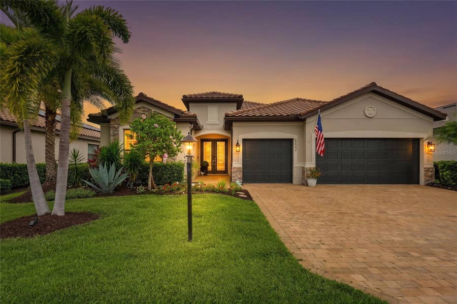 Property photo for 6522 ROSEHILL FARM RUN, Bradenton, FL