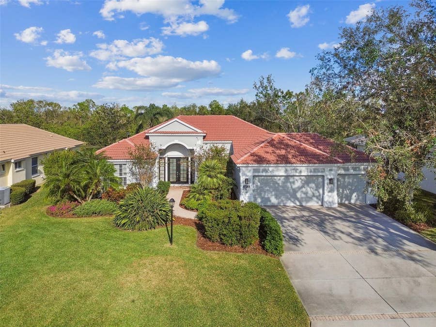 Property photo for 6815 HONEYSUCKLE TRAIL, Lakewood Ranch, FL