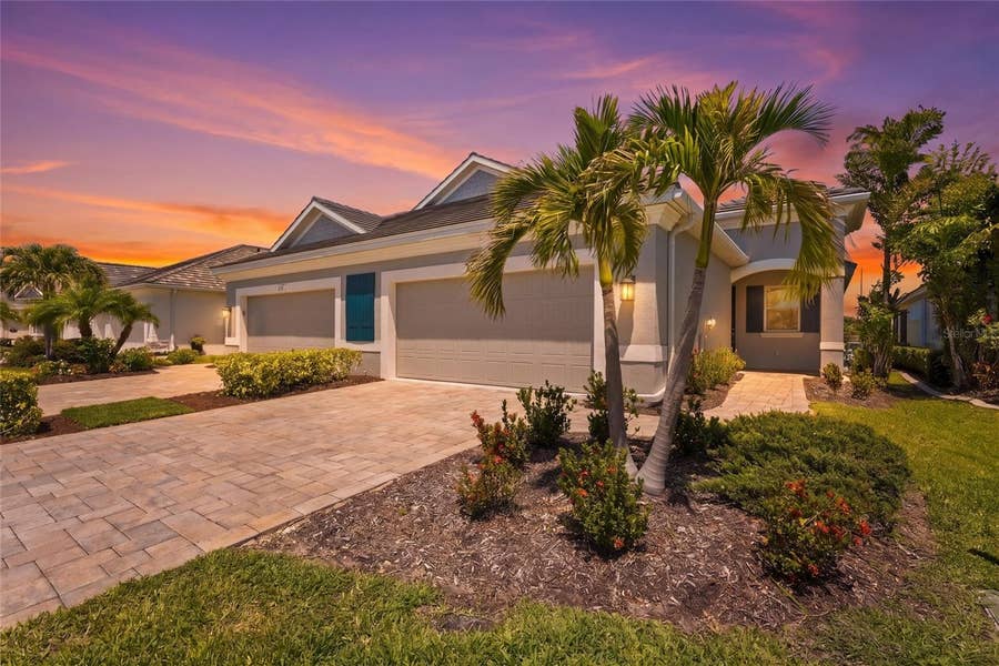 Property photo for 7523 CAMPUS COVE, Sarasota, FL