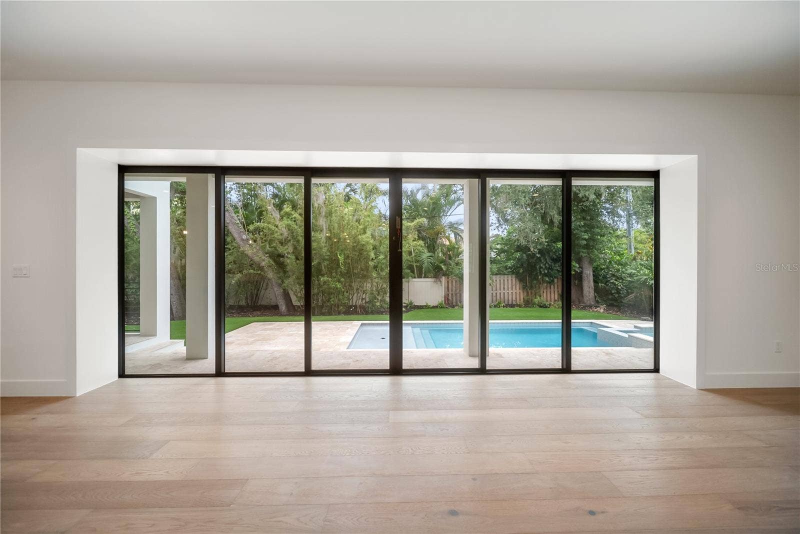 3800 FLORES AVENUE, Sarasota, FL 34239 3800 FLORES AVENUE, Sarasota, FL 34239