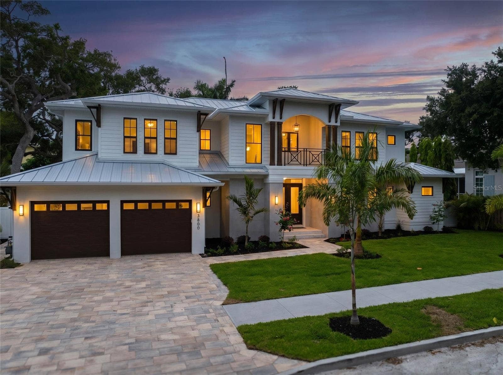 3800 FLORES AVENUE, Sarasota, FL 34239 3800 FLORES AVENUE, Sarasota, FL 34239