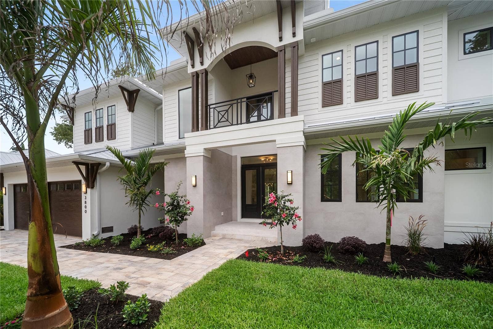 3800 FLORES AVENUE, Sarasota, FL 34239 3800 FLORES AVENUE, Sarasota, FL 34239