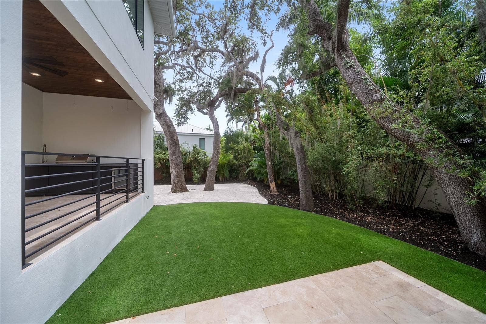 3800 FLORES AVENUE, Sarasota, FL 34239 3800 FLORES AVENUE, Sarasota, FL 34239