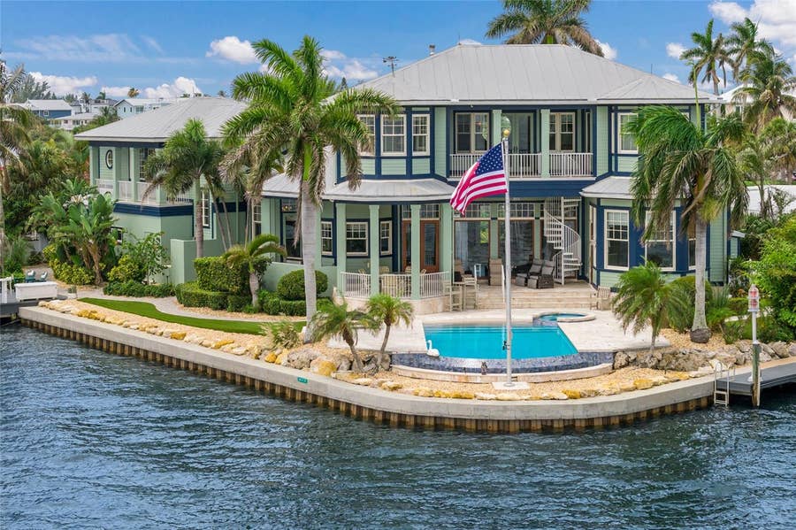 Property photo for 522 BAYVIEW DRIVE, Holmes Beach, FL