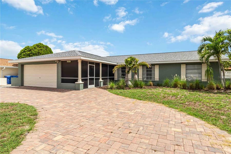 Property photo for 1004 SPINDLE PALM WAY, Apollo Beach, FL