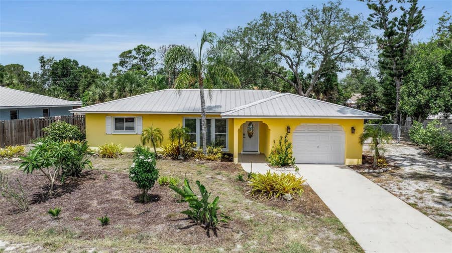 Property photo for 355 MCARTHUR AVENUE, Sarasota, FL