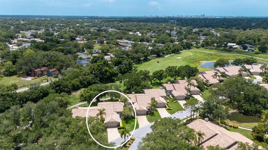 Property photo for 4004 PENSHURST PARK, Sarasota, FL