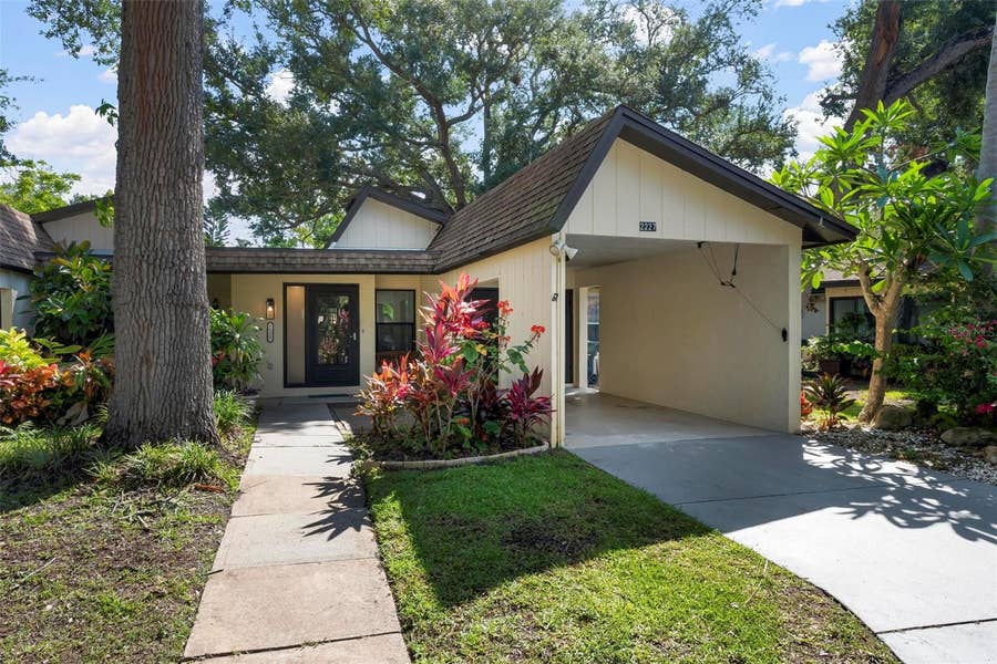 Property photo for 2227 CIRCLEWOOD DRIVE, #52, Sarasota, FL