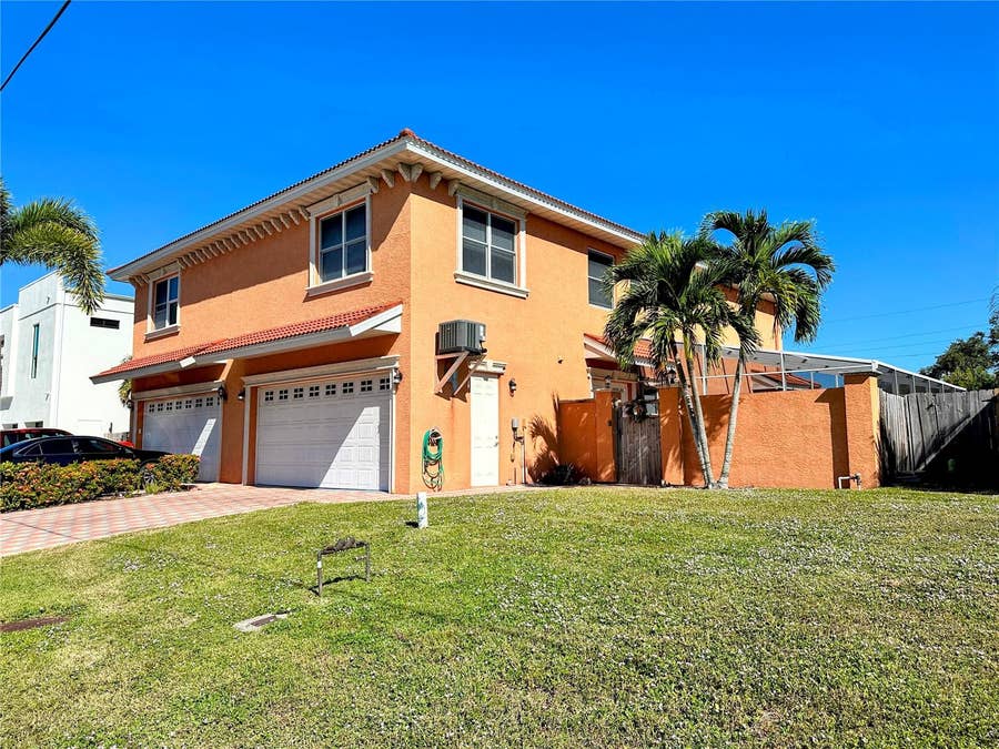 Property photo for 2119 & 2125 MONTCLAIR DRIVE, #1 & 2, Sarasota, FL