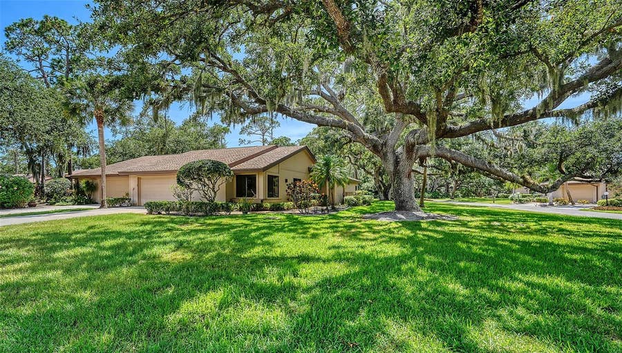 Property photo for 4652 OAK HOLLOW DRIVE, #19, Sarasota, FL