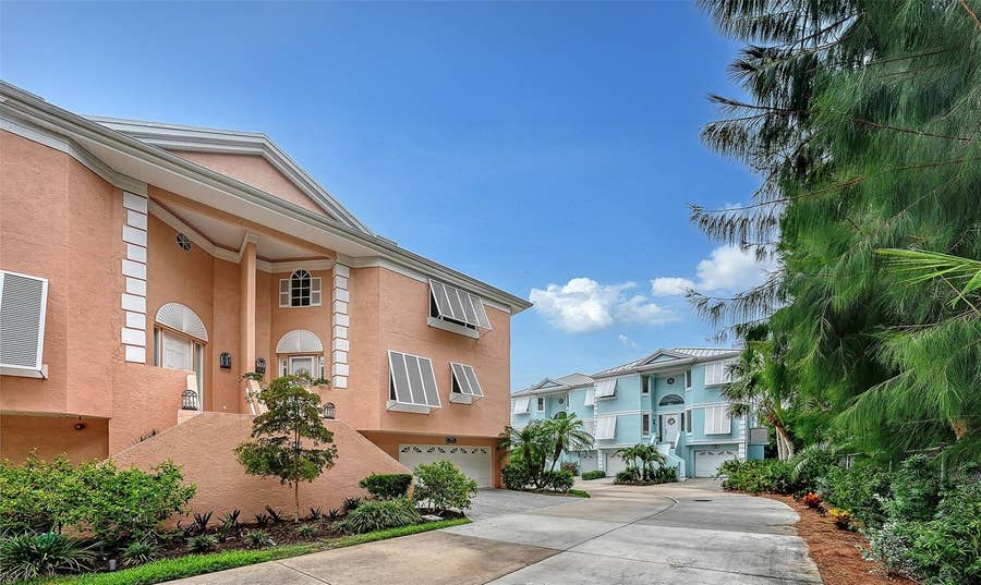 Property photo for 3942 HAMILTON CLUB CIRCLE, #13, Sarasota, FL