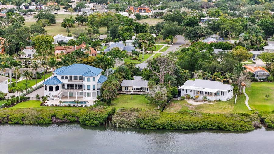 Property photo for 7538 WESTMORELAND DRIVE, Sarasota, FL