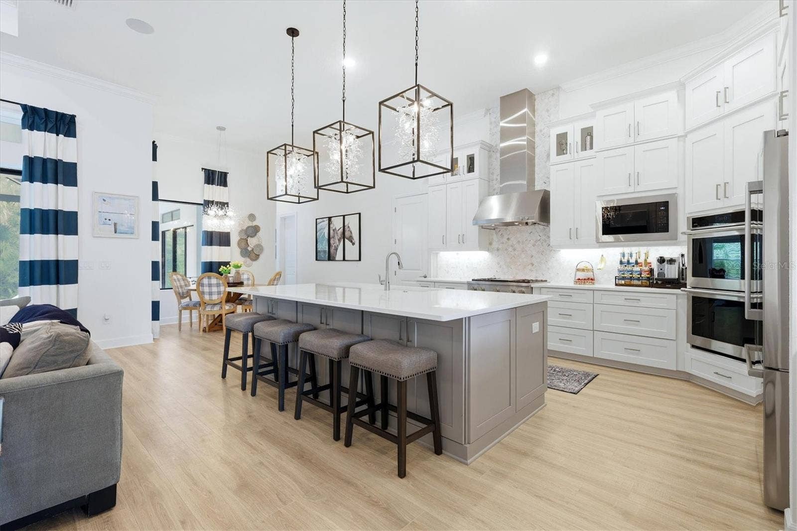 9463 TEQUILA SUNRISE DRIVE, Sarasota, FL 34241 9463 TEQUILA SUNRISE DRIVE, Sarasota, FL 34241